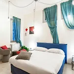 Host4u - Tresanda In Center דירה ברשה